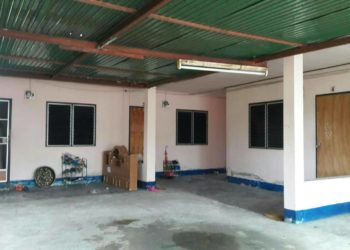 ขาย หอพัก 5 ห้อง (เหมืองง่า ลำพูน) 1.25 ล.