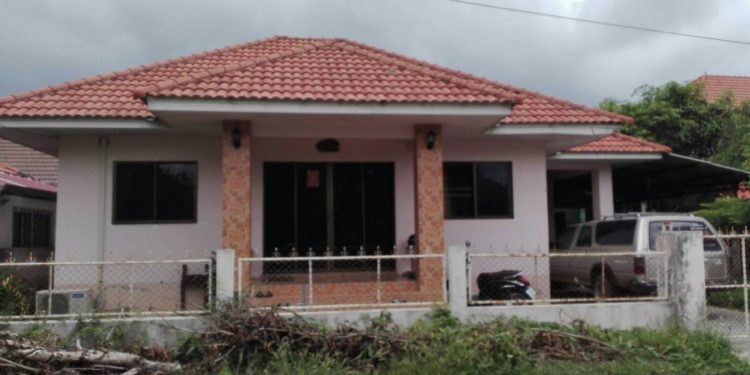 (ขายบ้านลำพูน) ขายบ้านเดี่ยวชั้นเดียว ลำพูนแลนด์แอนด์เฮ้าส์ 1.3 ล้าน