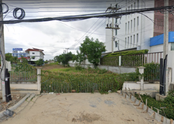 [ขาย] ที่ดินติดถนนลำพูน-ดอยติ ย่านห้างแจ่มฟ้า โรงพยาบาล